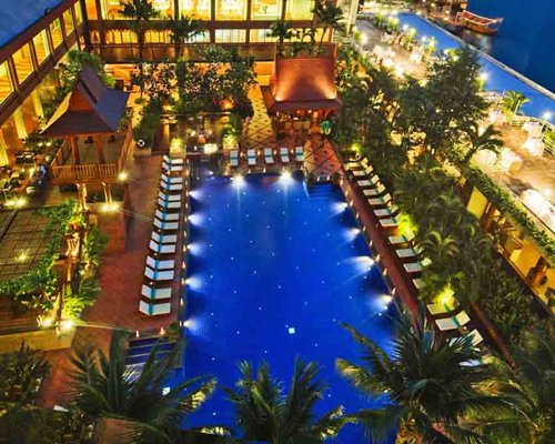 Ramada Plaza Menam Riverside - 3 Nights