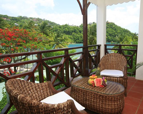 Marigot Beach Club & Dive Resort