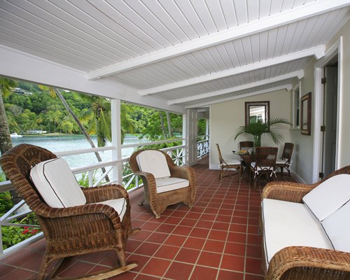 Marigot Beach Club & Dive Resort