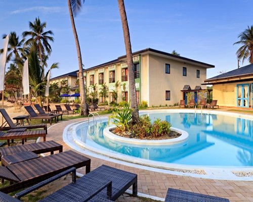 Microtel by Wyndham Puerto Princesa - 3 Nights