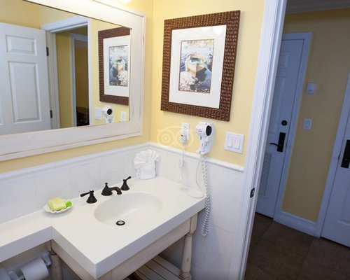 Dove Creek Resort
