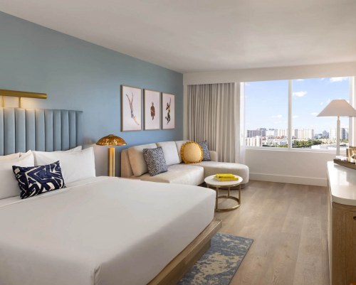The Sunny Miami Sunny Isles Beach, Curio Collection by Hilton - 3 Nights