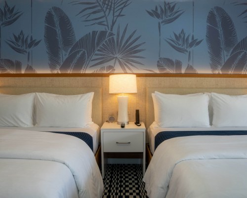 Sunshine Suites Resort