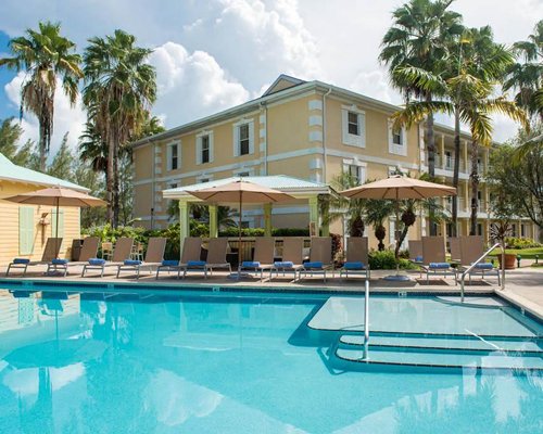 Sunshine Suites Resort - 3 Nights