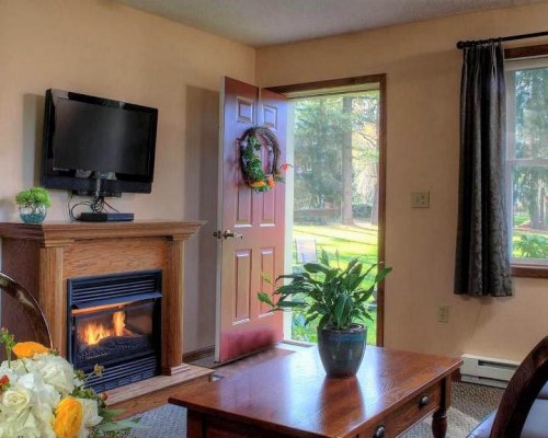 Woodfield Manor, a Sundance Vacations Property - 3 Nights
