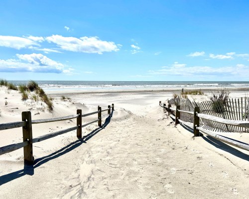 Esplanade Suites, a Sundance Vacations Property - 3 Nights