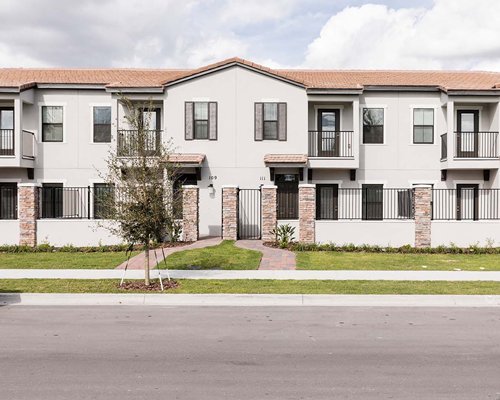 The Townhomes at Balmoral Resort