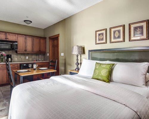 Bighorn Meadows Resort