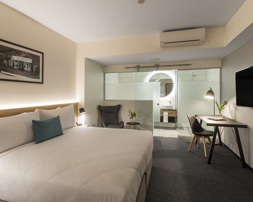 Oaks Wellington Hotel - 3 Nights