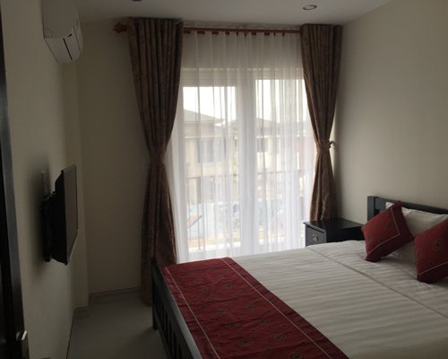 Kosmos Apart  Hotel - 4 Nights