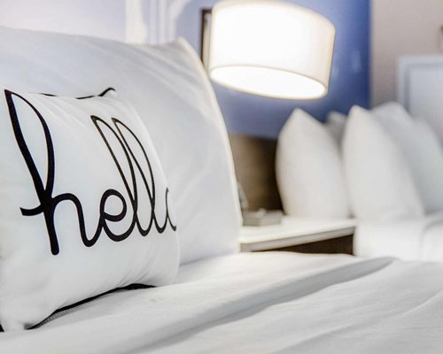 Cambria Hotel & Suites Anaheim Resort Area