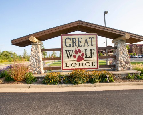 Great Wolf Lodge Mason