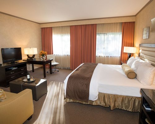 Flamingo Resort - 5 Nights