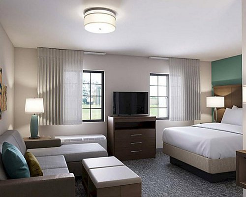 Staybridge Suites Wisconsin Dells - Lake Delton