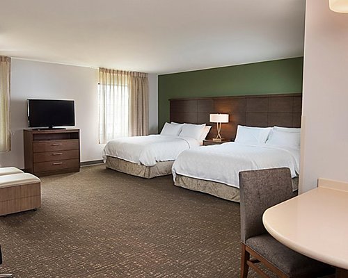 Staybridge Suites Wisconsin Dells - Lake Delton