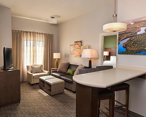 Staybridge Suites Wisconsin Dells - Lake Delton