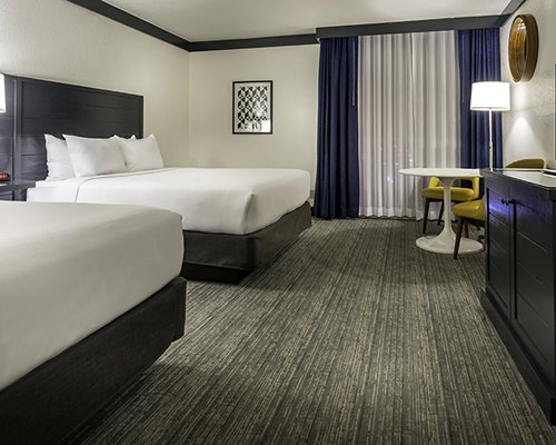 OYO Hotel & Casino Las Vegas - 5 Nights