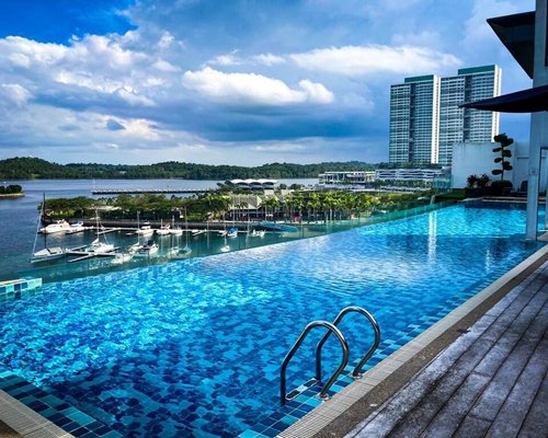 Trinidad Suites Puteri Harbour - 3 Nights