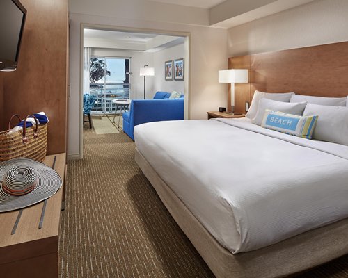 DoubleTree Suites by Hilton Hotel Doheny Beach - Dana Point