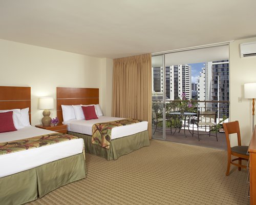 Pearl Hotel Waikiki - 3 Nights