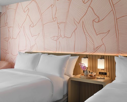 The Ambassador Hotel of Waikiki, Tapestry Collection by Hilton - 5 Nights