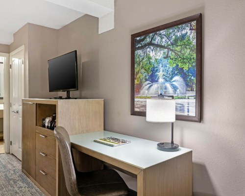 Best Western Savannah Historic District - 5 Nights