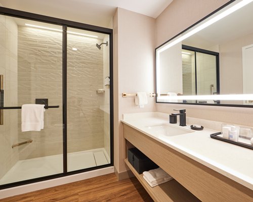 Hotel Effie Sandestin - 5 Nights