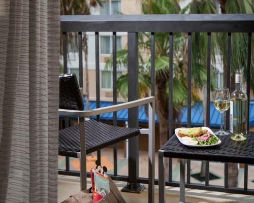 Courtyard Marriott - 3 Nights