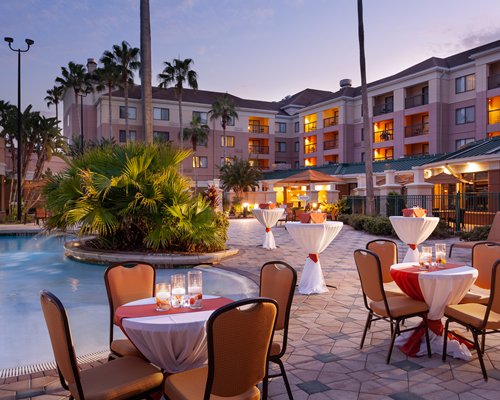 Fairfield Inn &amp; Suites Orlando Lake Buena Vista in the Marriott Village - 3 Nights