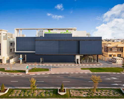 Lemon Tree Hotel, Dubai - 3 Nights