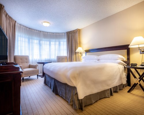 Anaheim Majestic Garden Hotel - 3 Nights
