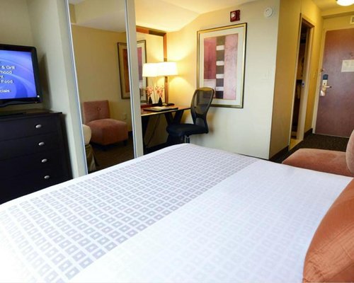 Beacon Hotel & Corporate Quarters - 5 Nights