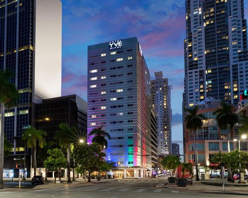 YVE Hotel Miami - 5 Nights