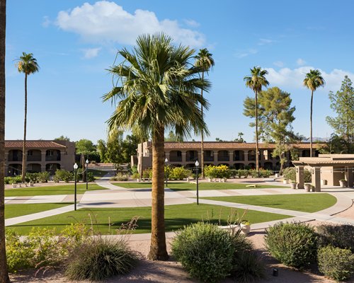 The Scottsdale Plaza Resort - 5 Nights