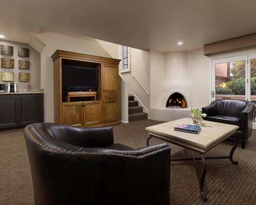 The Scottsdale Plaza Resort - 5 Nights
