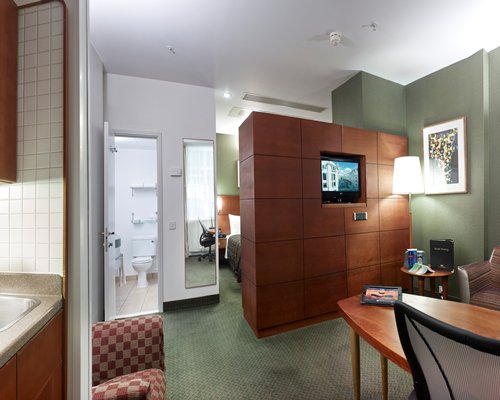 Club Quarters Hotel  London City - 3 Nights