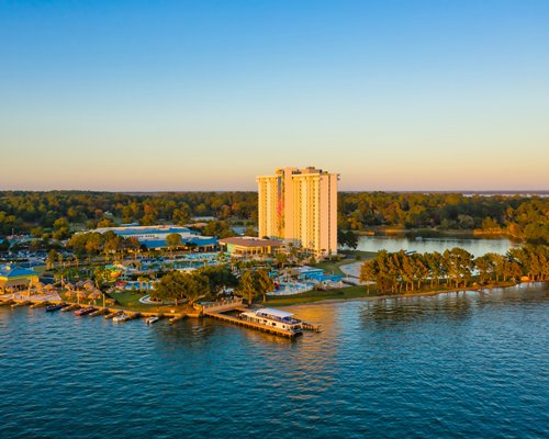 Margaritaville Lake Resort Lake Conroe - 5 Nights