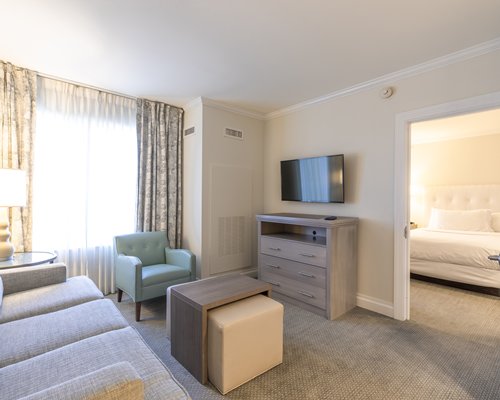 Homewood Suites by Hilton Palm Beach Gardens - 5 Nights