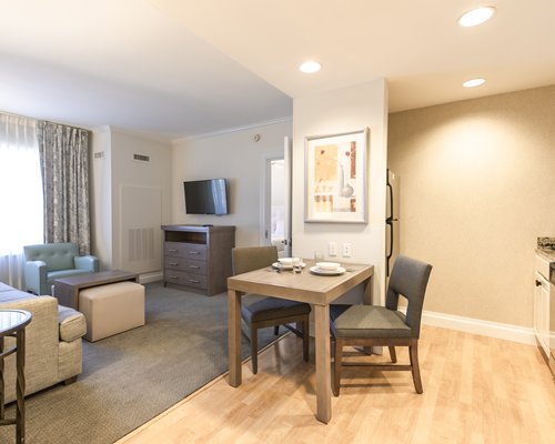 Homewood Suites by Hilton Palm Beach Gardens - 5 Nights