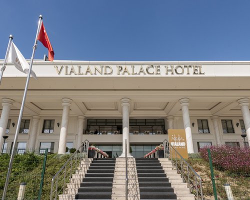 Vialand Palace Hotel - 3 Nights