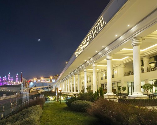 Vialand Palace Hotel - 3 Nights