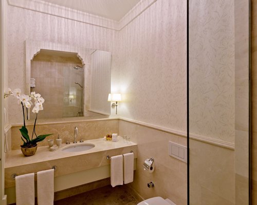 Vialand Palace Hotel - 3 Nights