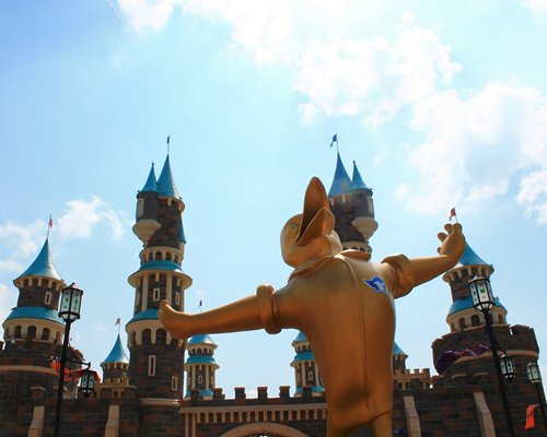 Vialand Palace Hotel - 3 Nights