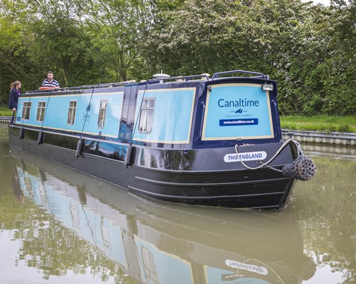 Canaltime At Hilperton Marina