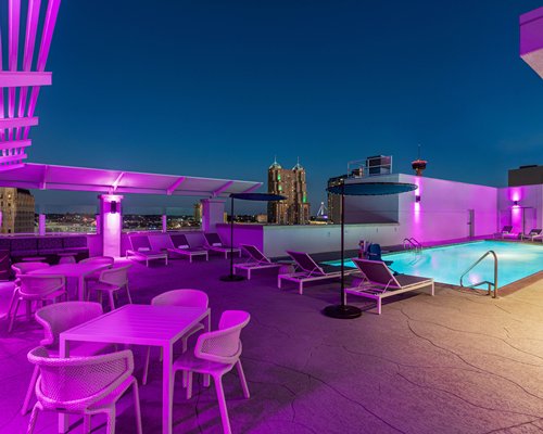 Hilton Garden Inn San Antonio Downtown Riverwalk - 3 Nights