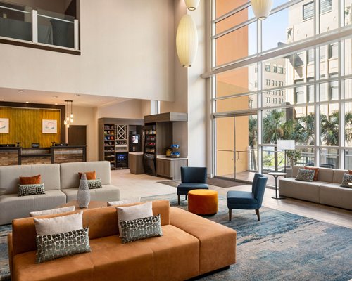 Hilton Garden Inn San Antonio Downtown Riverwalk - 3 Nights