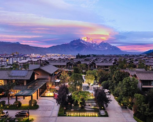 Wyndham Grand Plaza Royale Jinlin Lijiang - 4 Nights