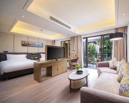 Howard Johnson Jinlin Plaza - 4 Nights