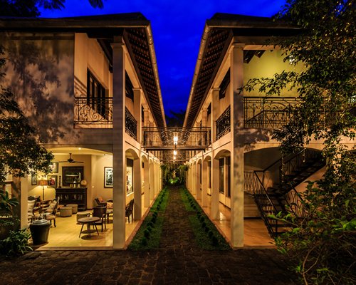 Heritage Suites Hotel - 4 Nights