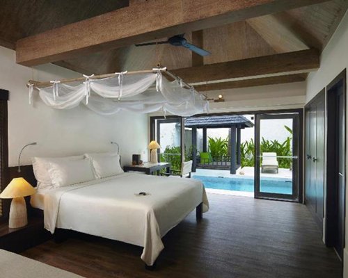 Wyndham Hua Hin Pranburi Resort  - 4 Nights